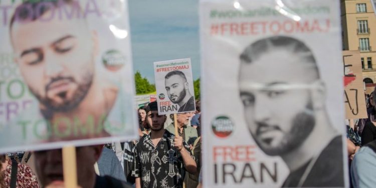 Iranian dissident rapper Toomaj Salehi cleared of charge after death sentence overturned