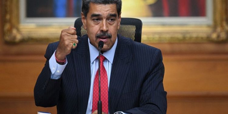 Maduro warns he’ll call for a ‘new revolution’ if forced by ‘North American imperialism’