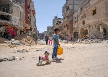 Children are drinking from puddles and wading through sewage pools, as Israel pummels water systems in Gaza