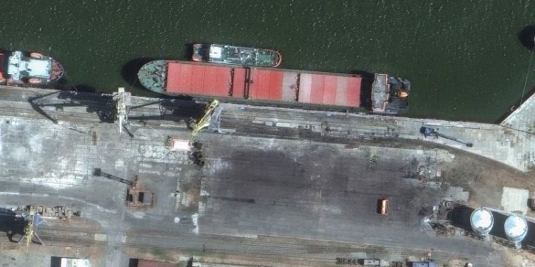 Russian ship suspected of delivering Iranian ballistic missiles seen at Caspian Sea port