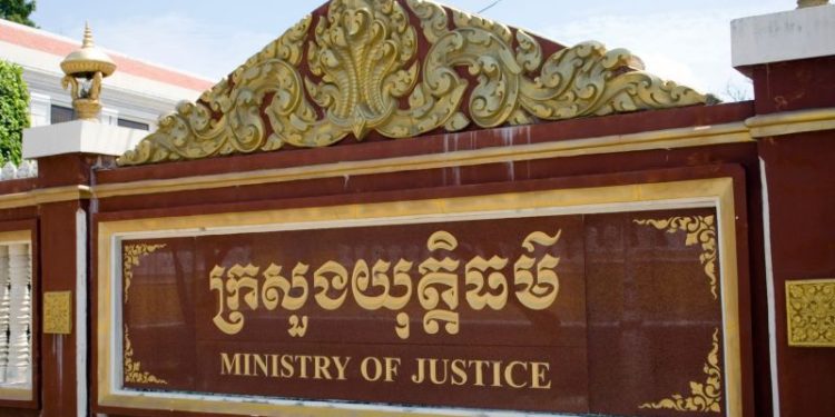 Pregnant Philippine women arrested in Cambodia for surrogacy could be prosecuted after giving birth