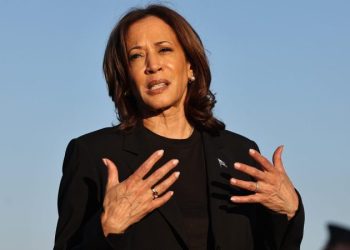 VP Harris releasing detailed medical report, challenging Trump to do the same