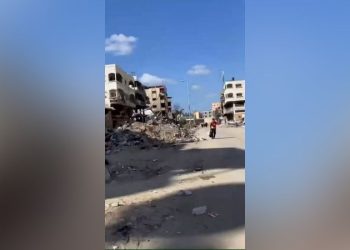 Palestinians evacuating northern Gaza say they are being shot at by Israeli military