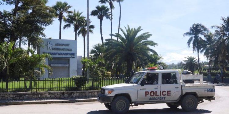 Doctors Without Borders halts operations in Haiti’s capital, citing police threats