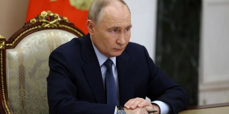 Russia will keep testing new ballistic missile, Putin says