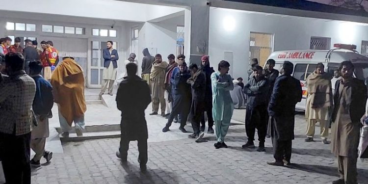 At least 42 killed as gunmen open fire on vehicles carrying Shiites in northwest Pakistan