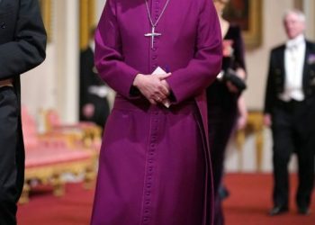 Archbishop of Canterbury resigns over handling of church child abuse case