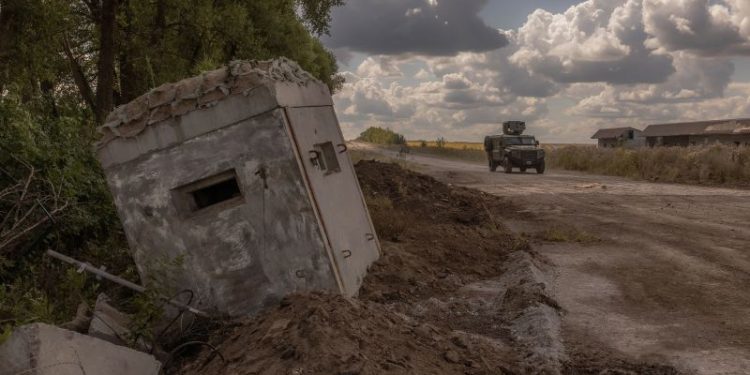 Large group of Russian and North Korean forces prepared to retake Russia’s Kursk region from Ukraine