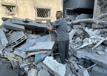 Israeli cabinet sanctions country’s oldest newspaper over critical coverage and publisher’s comments