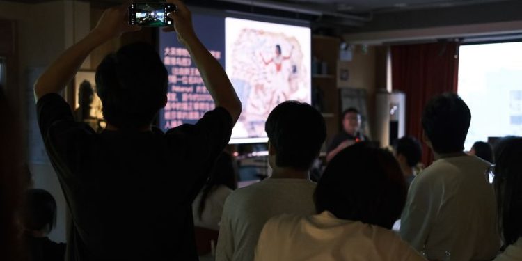 Young Chinese flock to ‘academic pubs’ as space for free expression shrinks