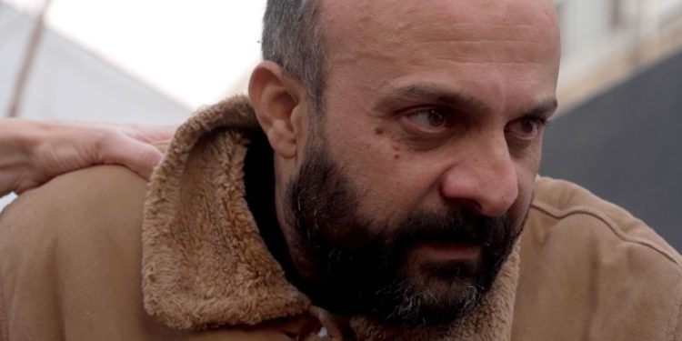 Freed prisoner who said he was a victim of the Assad regime was an intelligence officer, locals say