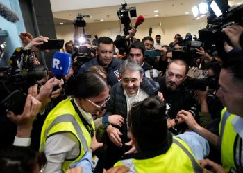 Drug lord Fabio Ochoa walks free in Colombia after 20 years in US prisons