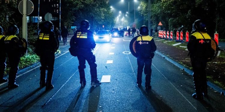 Five men sentenced for their involvement in Amsterdam soccer riots