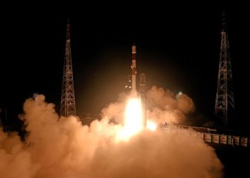 India launches its first space docking mission