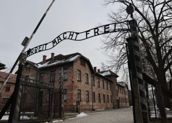 Oświęcim’s sole Jewish resident reflects on modern antisemitism on 80th anniversary of Auschwitz camp’s liberation