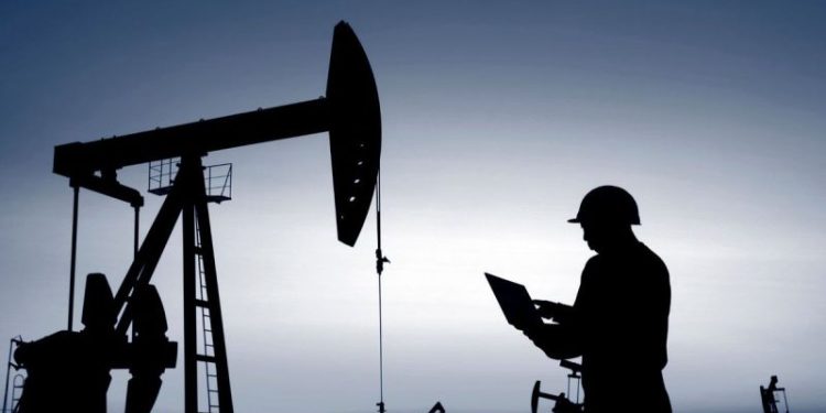 Trump Calls for Lower Oil Prices, Tariffs and Interest Rate Cuts in WEF Address