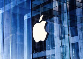 Apple boosts U.S. investment plans with $500 billion pledge amid Trump tariff threat