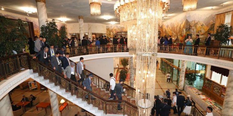 Resort that hosted war-separated families being dismantled by North Korea, Seoul says