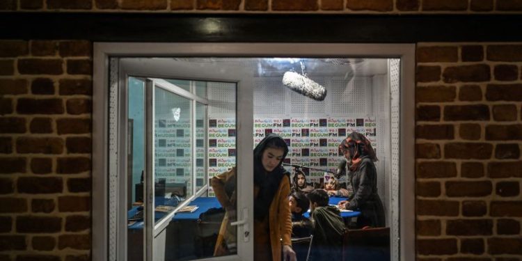 Taliban raids and suspends Afghanistan’s only women’s radio station