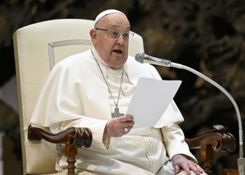Pope Francis to be hospitalized for bronchitis treatment and checks, Vatican says