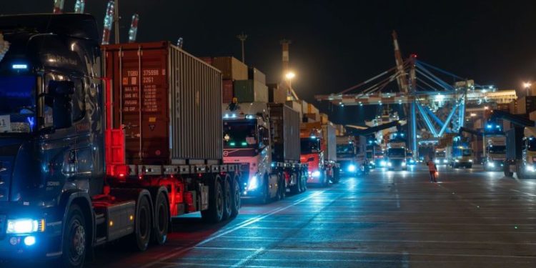 Heavy bombs from the US arrive in Israel as Rubio visits the country