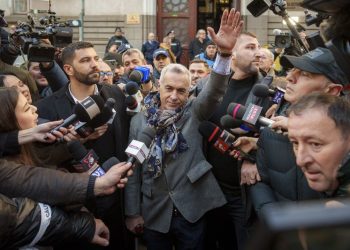 Chaos erupts in Romania after far-right frontrunner banned from presidential vote