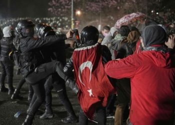 Turkey detains more than 1,000 protesters after jailing of Istanbul mayor