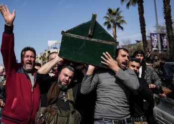 Entire families killed in Syria sectarian violence, UN says