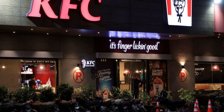 Scores arrested over Pakistan KFC attacks, sparked by Gaza war protests