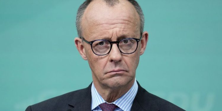 Germany’s centrist parties agree coalition deal