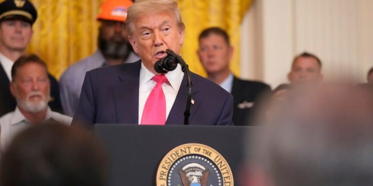 Trump wins over lifelong Democrat autoworker with ‘big, beautiful bill’ vehicle loan tax benefit