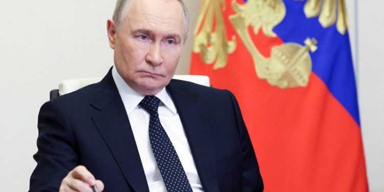 White House takes interest in proposed Russian sanctions as Ukraine War peace talks drag on