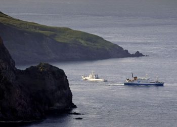 Japan braces for more quakes, authorities dismiss doomsday hype