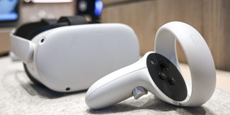 Hawley pushes legal action against Meta after whistleblowers detail child abuse in VR