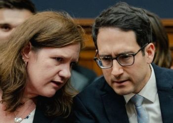 Supreme Court temporarily greenlights firing of Biden-appointed FTC commissioner