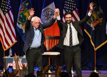 Progressive power players rally voters for Zohran Mamdani as early voting kicks off in NYC mayoral race