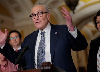First bipartisan shutdown negotiations surface on Capitol Hill after funding bill blocked again
