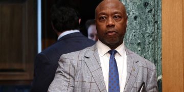 Trump deletes ‘racist’ post after wave of Republican backlash, White House says he didn’t know
