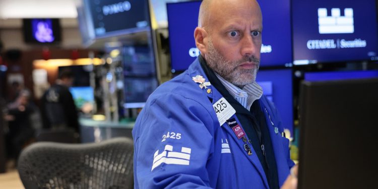 Stock futures are flat after Treasury yield rebound sparks sell-off: Live updates