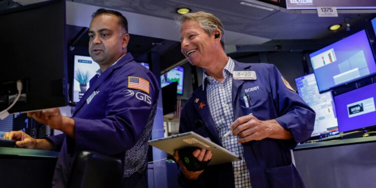 Nasdaq rises to new record; S&P 500 closes flat as oil slides for a fifth day
