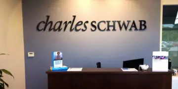 SCHD’s 3% Yield Hides a $216,000 Decade-Long Performance Gap Investors Miss