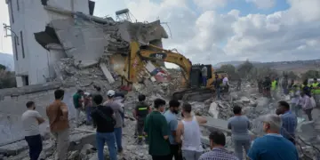 Israeli air attacks on Lebanon kill at least four