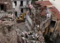 4 American tourists dead after building explosion and collapse in Athens
