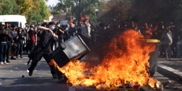 Student protests grip France as Prime Minister Lecornu calls crisis meeting