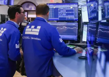 AI Revenue Reality Check Rattles Tech Markets While SpaceX Shakes Up Telecom