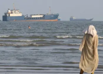 Global Energy Markets Shudder as Geopolitical Chaos Drives Crude Toward Triple Digits