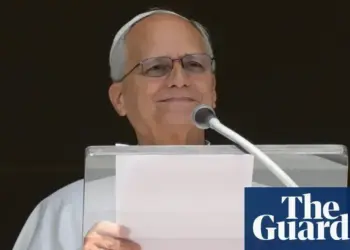 Pontiff Seeks Early Intervention After Lung Discovery